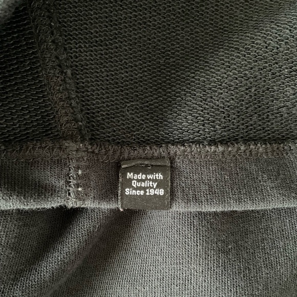 Puma Black and Gold Oversized Crop sweatshirt - Picture 6 of 8